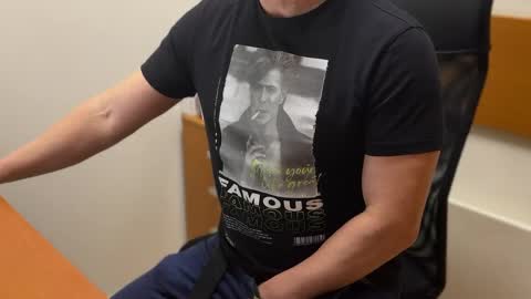 Sebastian online show from April 13, 1:04 pm