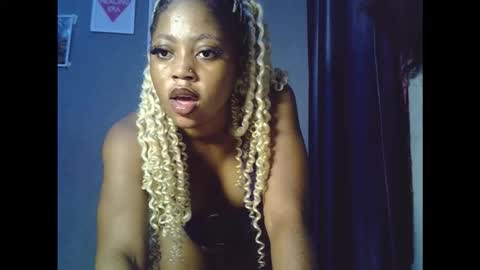 sweetmila9 online show from March 9, 4:39 am