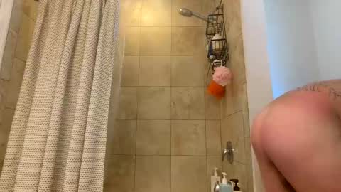 WeAim2PZzz online show from February 13, 8:45 pm