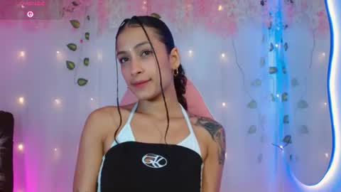 sweetposion online show from August 1, 2:24 am