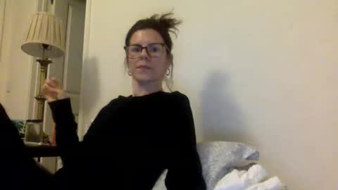 sweetriddance online show from March 27, 3:34 am