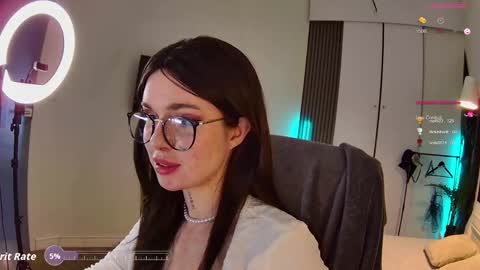 Alice online show from April 29, 2:38 am