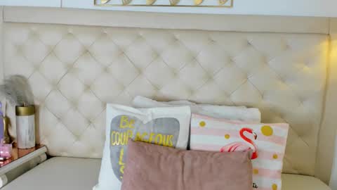 sweets one online show from February 9, 3:21 am