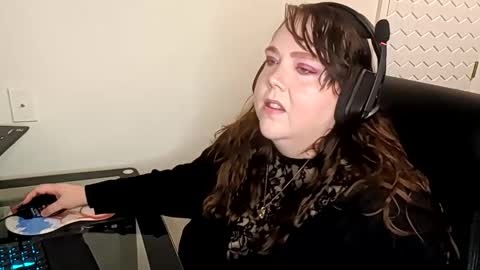 ruby and scarlet online show from November 6, 10:29 am