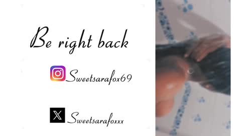 Snapshot of sweetsarafoxxx chatting on October 6, 9:43 pm Sara Sofia Libra online show from October 6, 9:43 pm