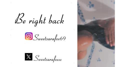 Snapshot of sweetsarafoxxx chatting on October 3, 9:01 pm Sara Sofia Libra online show from October 3, 9:01 pm