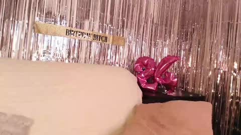 Snapshot of sweetsexyseductress chatting on March 9, 6:50 am JASMINE online show from March 9, 6:50 am