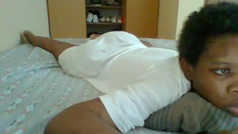 Snapshot of sweetshilah chatting on October 21, 5:01 am sweetshilah online show from October 21, 5:01 am