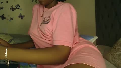 Sweetsinxx1 online show from September 20, 8:01 pm