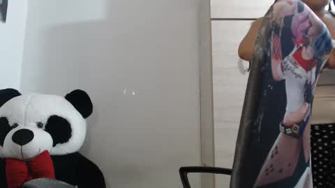 sweett_candy1 online show from April 12, 2:26 am