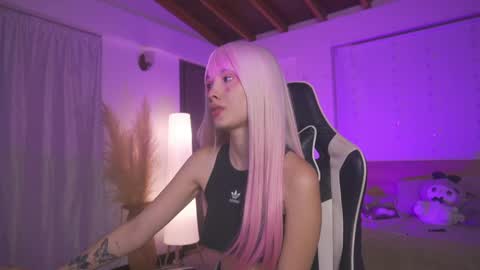 Snapshot of sweett_catt1 chatting on March 11, 6:41 am Cat independent model online show from March 11, 6:41 am