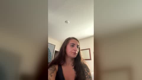 sweettreatz26 online show from April 23, 1:02 pm