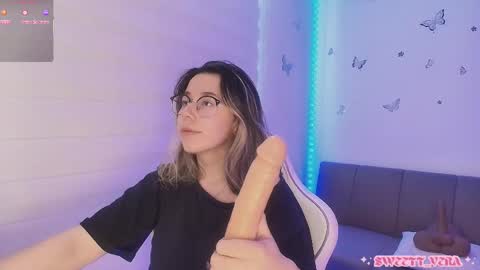 Veronica Independent Model online show from February 27, 6:00 pm