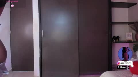 sweetviolet___ online show from February 19, 12:48 pm