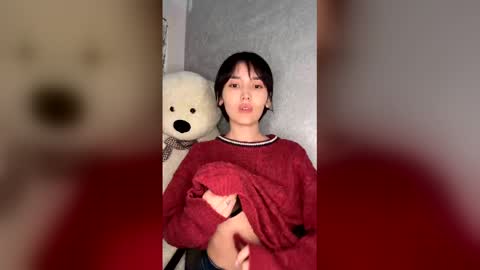 Adelin online show from March 21, 4:44 pm