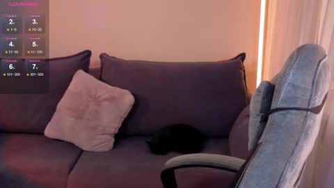 Sweety Caroline   I lost my TG write to me here online show from October 17, 1:26 pm