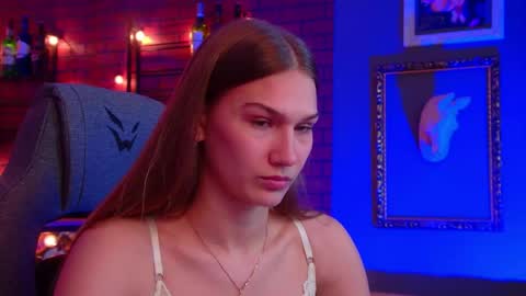 Emily online show from May 4, 7:04 am