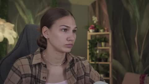 Emily online show from June 2, 8:16 am