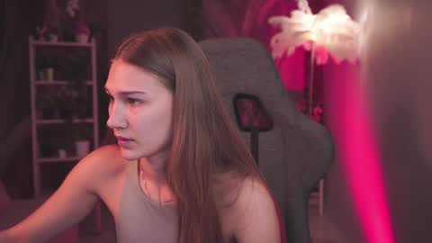 Emily online show from April 15, 6:50 am