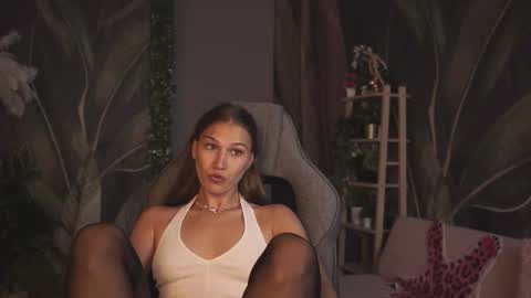 Emily online show from July 2, 7:35 am