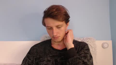 Cat online show from February 15, 9:08 am