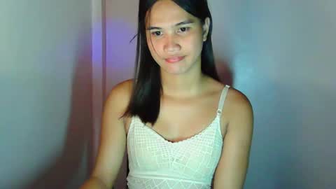 Rhea online show from February 4, 3:27 pm