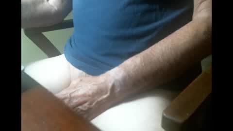 Snapshot of swizzle__stick chatting on October 11, 10:42 am will jeffers online show from October 11, 10:42 am