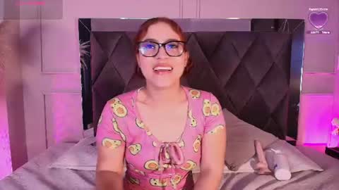 Maddy  online show from July 28, 2:13 pm