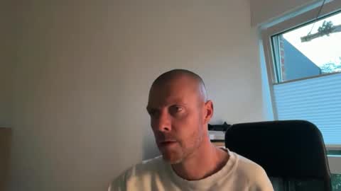 sx1904 online show from October 17, 4:22 pm
