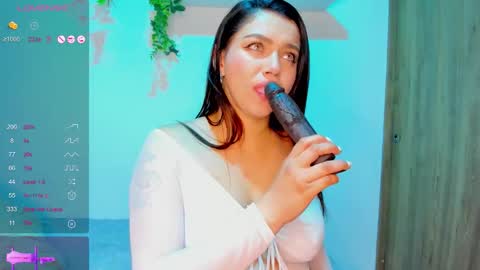 Call me Daian  Independient model online show from November 5, 5:20 am