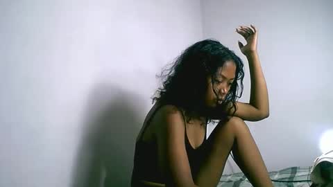 syliaah online show from November 27, 8:33 am