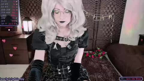 Sylvie online show from February 23, 10:09 pm