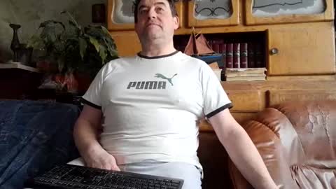 sympa_trique online show from February 16, 9:26 am