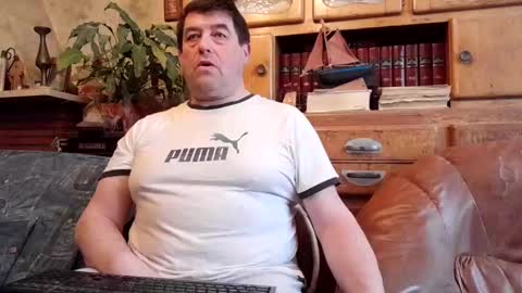 sympa_trique online show from February 22, 11:46 am