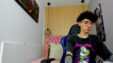 Syriussz online show from February 22, 7:38 pm