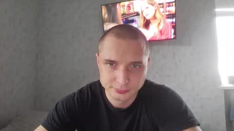 Den online show from October 20, 8:41 am