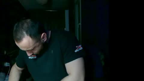 Huracane online show from April 4, 6:04 pm