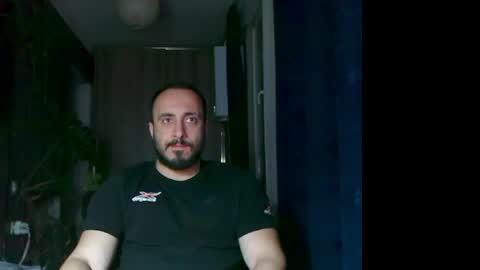 Huracane online show from April 10, 5:17 pm