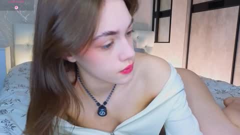 Heeey im Helena3 -- fav555100333 -- pvts only premium and after my public show 3 online show from February 16, 2:43 am