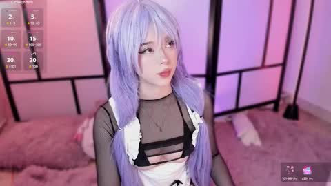 Snapshot of ta_miau chatting on October 4, 9:23 pm Nice to meet you I am Mia3 online show from October 4, 9:23 pm