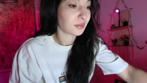 T A A H I R A online show from March 23, 8:19 am