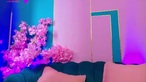 Arianna online show from June 25, 12:21 pm