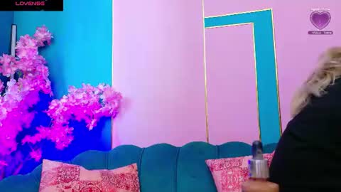 Arianna online show from July 28, 12:23 pm