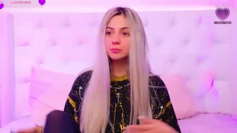 Arianna online show from April 3, 1:51 pm