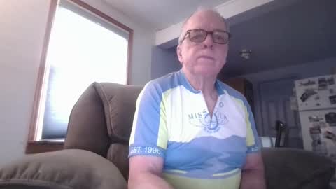 tacrunner66_ online show from February 26, 3:48 pm