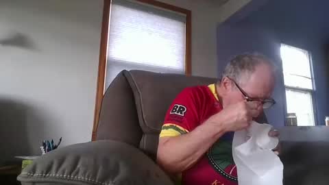 Snapshot of tacrunner66_ chatting on March 8, 9:51 pm tacrunner66_ online show from March 8, 9:51 pm