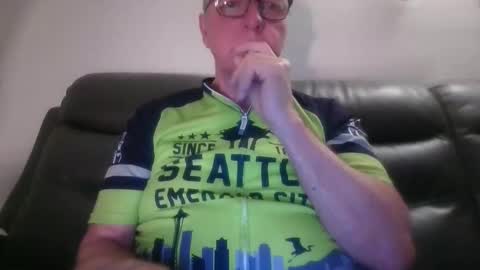 Snapshot of tacrunner66_ chatting on October 22, 1:57 pm tacrunner66_ online show from October 22, 1:57 pm