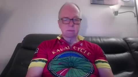 tacrunner66_ online show from November 5, 3:03 pm