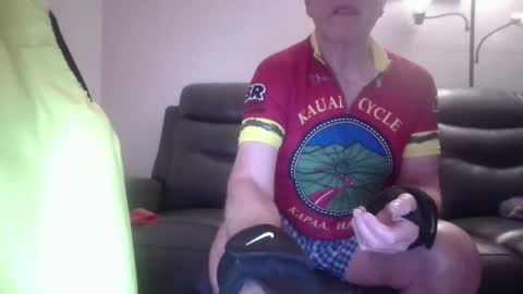 tacrunner66_ online show from February 3, 2:32 pm