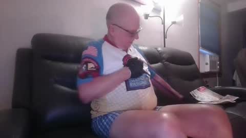 Snapshot of tacrunner66_ chatting on September 24, 1:51 pm tacrunner66_ online show from September 24, 1:51 pm